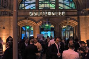 2022-09-07_vatm-sommerfest_wartehalle_berlin_newsletter