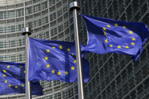 ak_eu