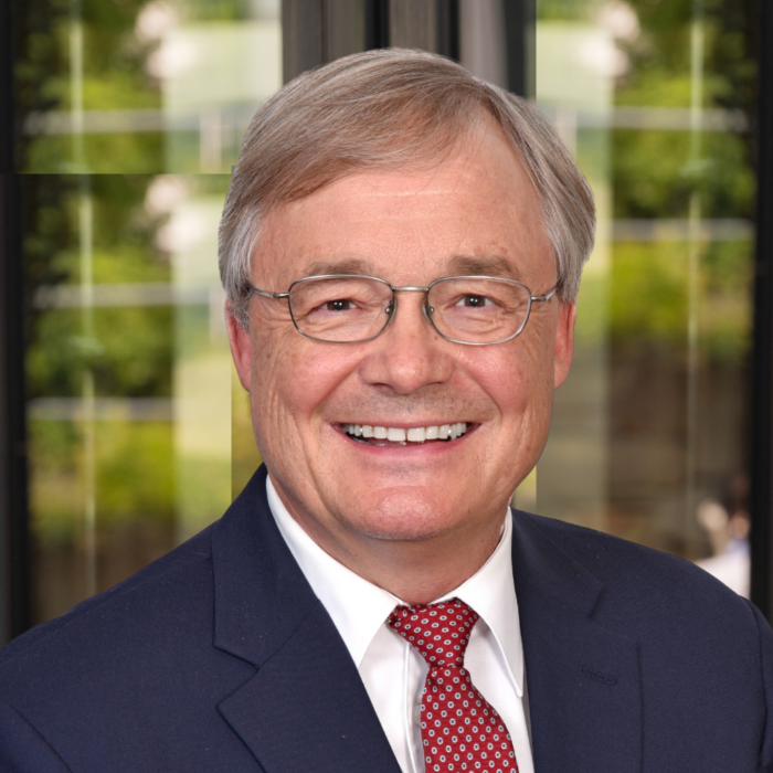 Dr. Axel Spies